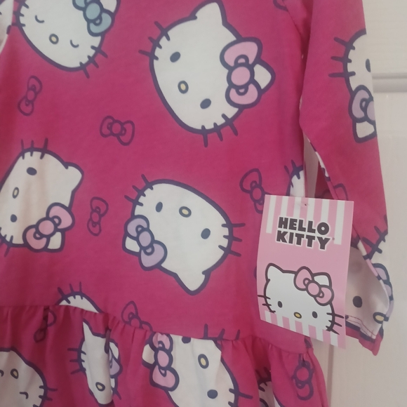 NEW Hello Kitty Drop Waist Long Sleeve Dress Sz 2T - Picture 2 of 4